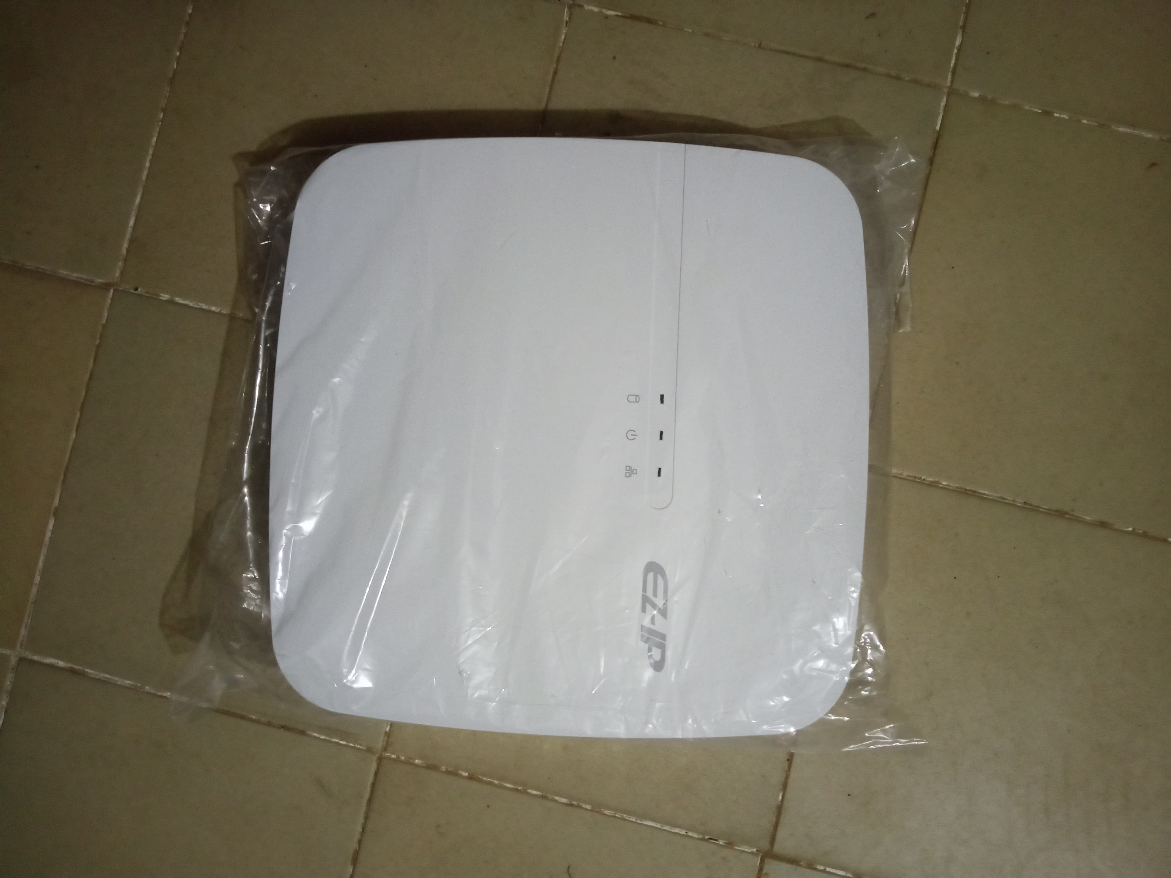 NVR DAHUA EZ-IP 1B08